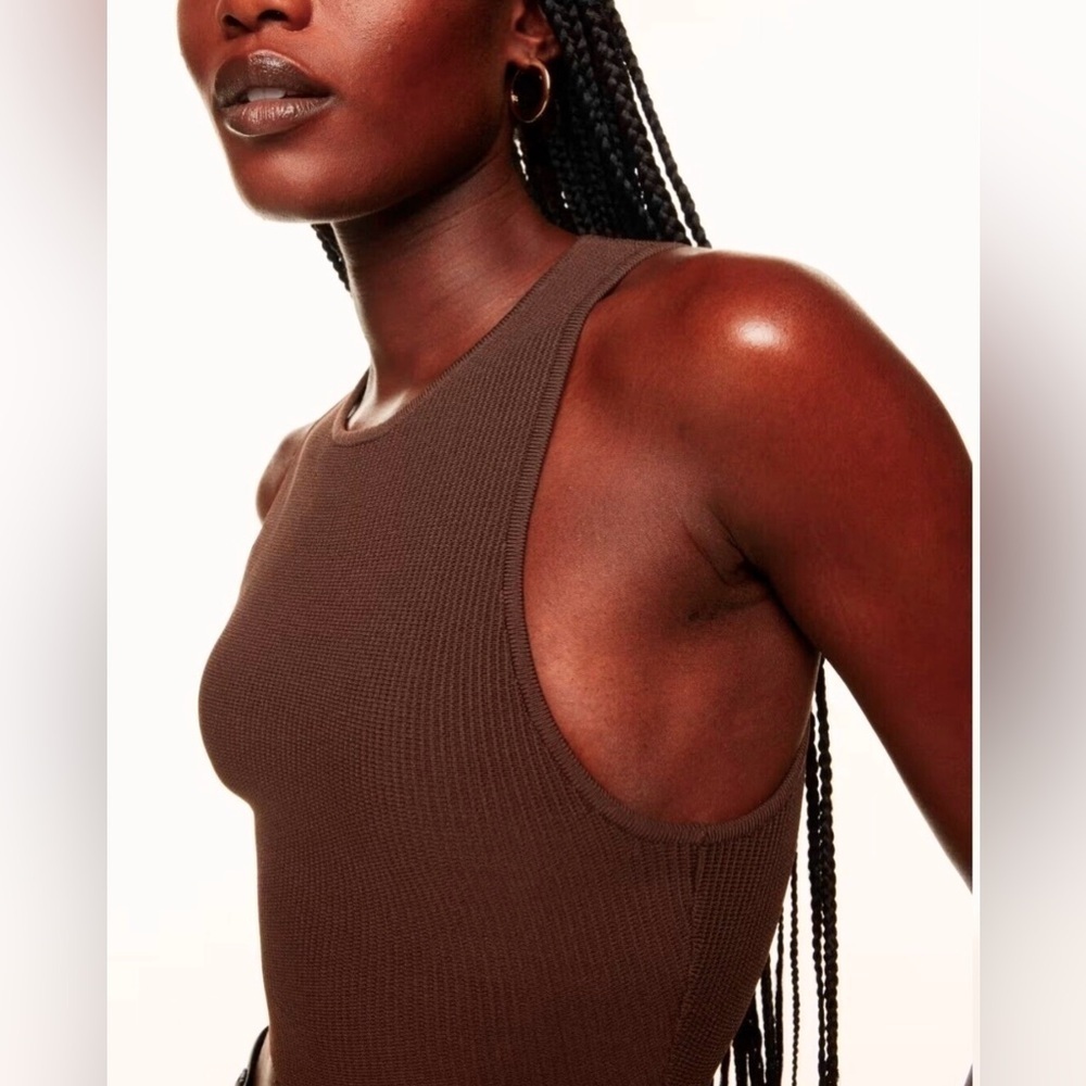 Aritzia Babaton Sculpt Knit Racer Tank